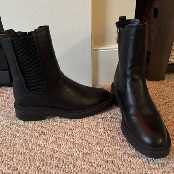 Brand New Size 9 Reaction Kenneth Cole Anabelle Chelsea Boot - Picture 2 of 5